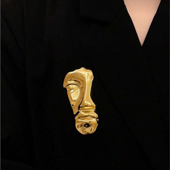 Abstract Gold Brooch R139 - Picture 3 of 3